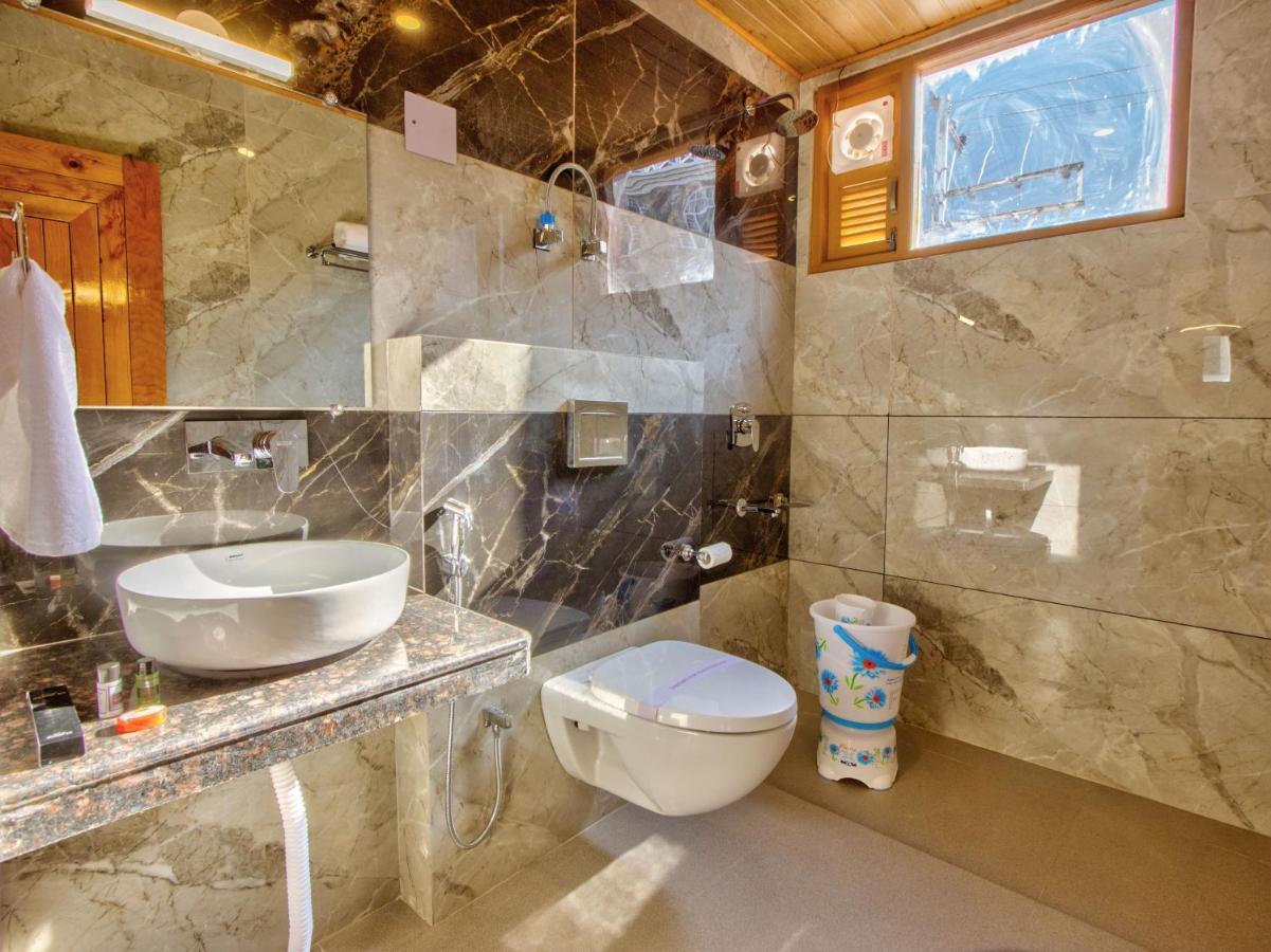 Hotel Swastik Grand Manali Zewnętrze zdjęcie