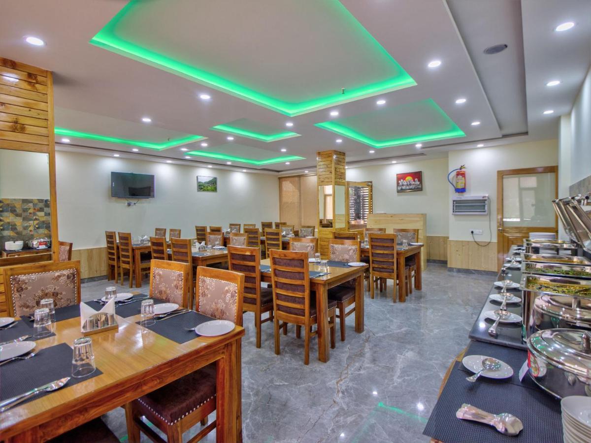Hotel Swastik Grand Manali Zewnętrze zdjęcie