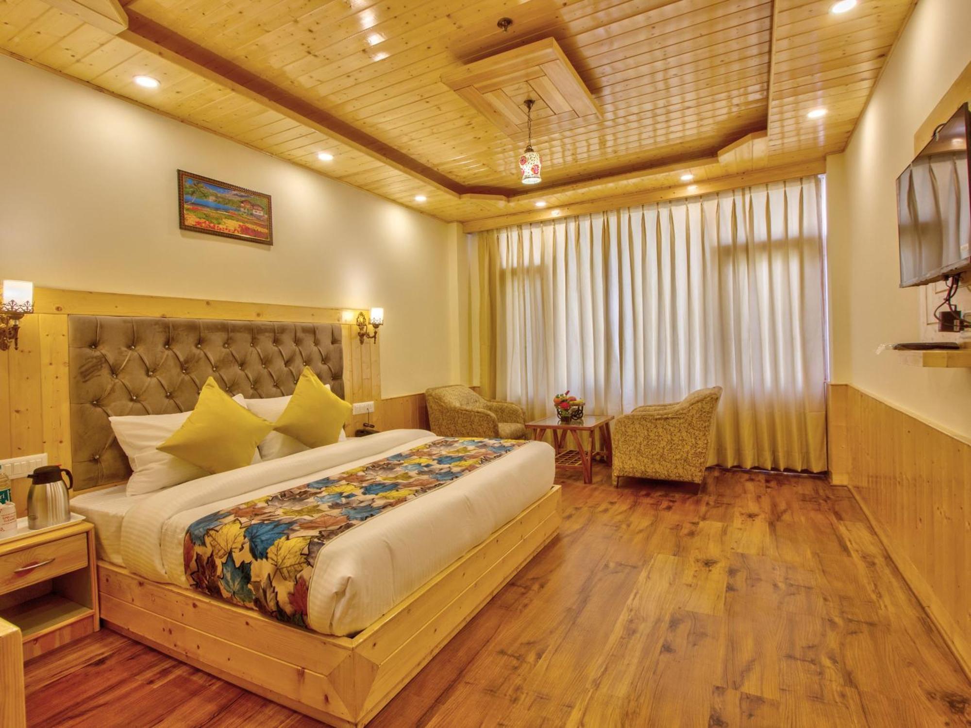 Hotel Swastik Grand Manali Zewnętrze zdjęcie